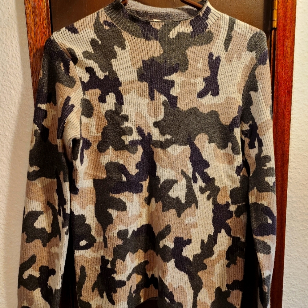 Camo s/m, Mystree brand